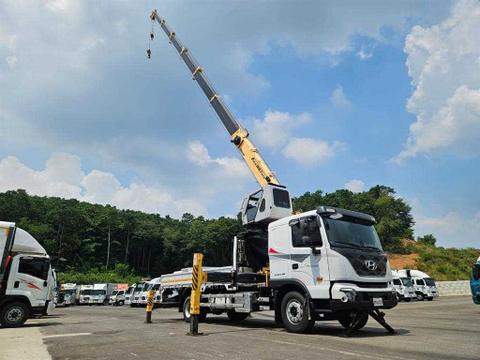 현대 파비스 5톤 카고크레인 수산887ACE 무선리모컨 2021년식 31,678km 중고화물차