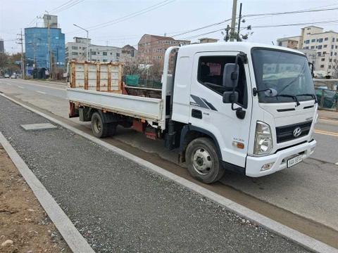 현대 마이티 4톤카고 2017년식 21만km 후미리프트 장착 중고화물차